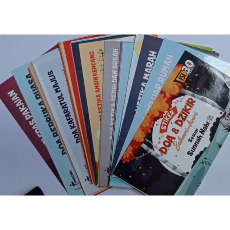 

Stiker Doa dan Dzikir Sehari-hariIsi 30 stiker