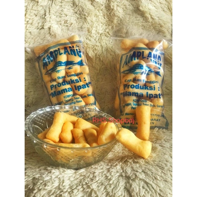 

AMPLANG IKAN TENGGIRI / AMPLANG TENGGIRI/ AMPLANG ENAK / CEMILAN MURAH / CEMILAN MAKAN/ oleh-oleh Kalimantan selatan banjarmasin