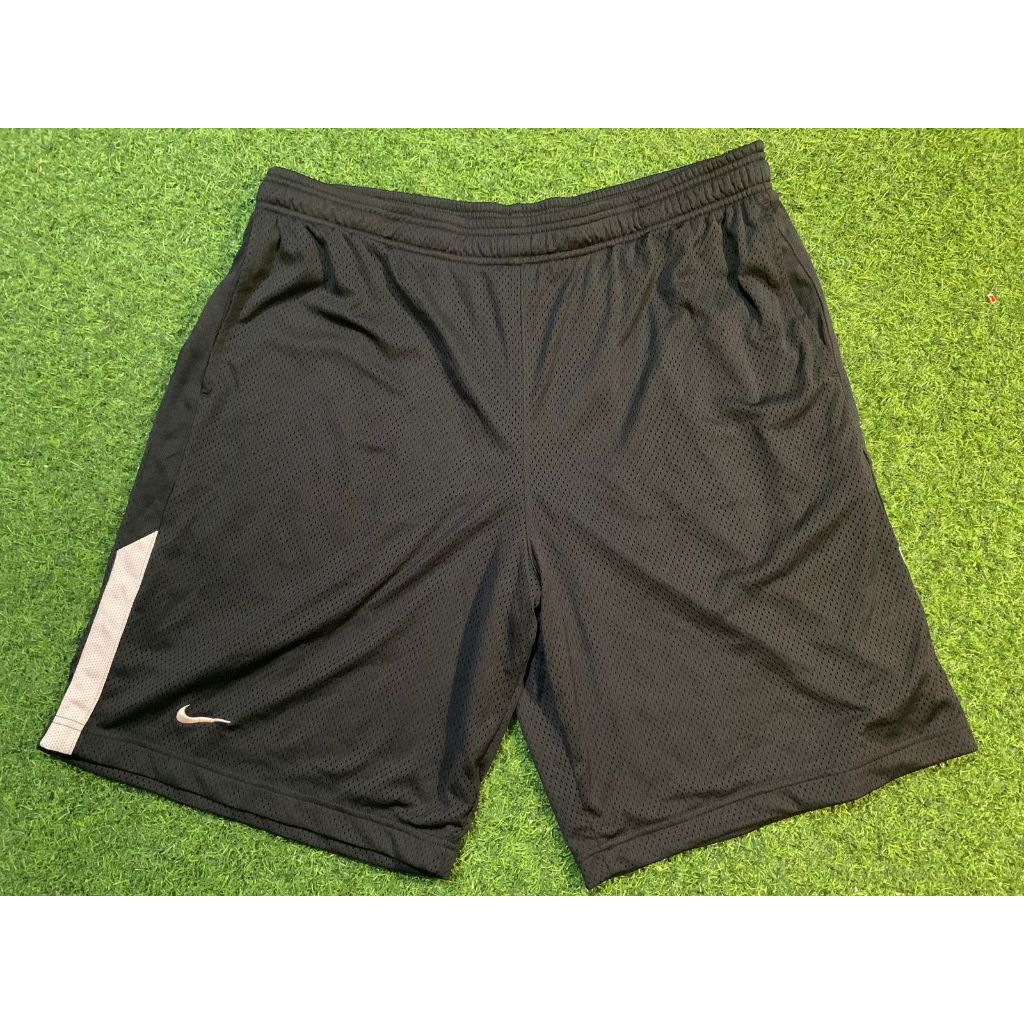 Jumbo Celana Olah Raga Training Pendek Nike Sisa Ekspor XL-4XL
