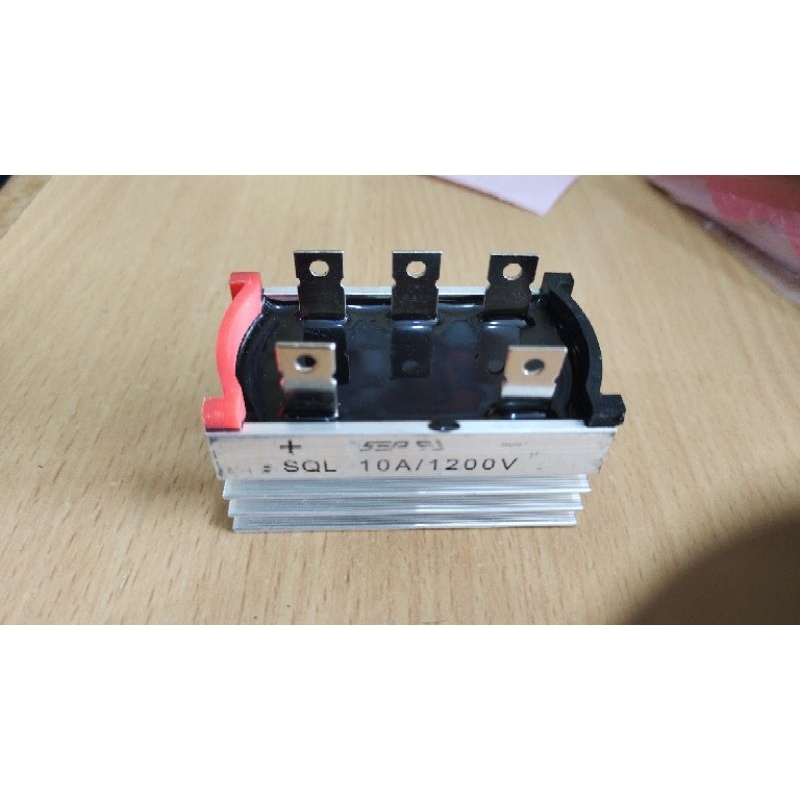 diode brige silicon 3 phase 5 pin 10 Amper 1200volt