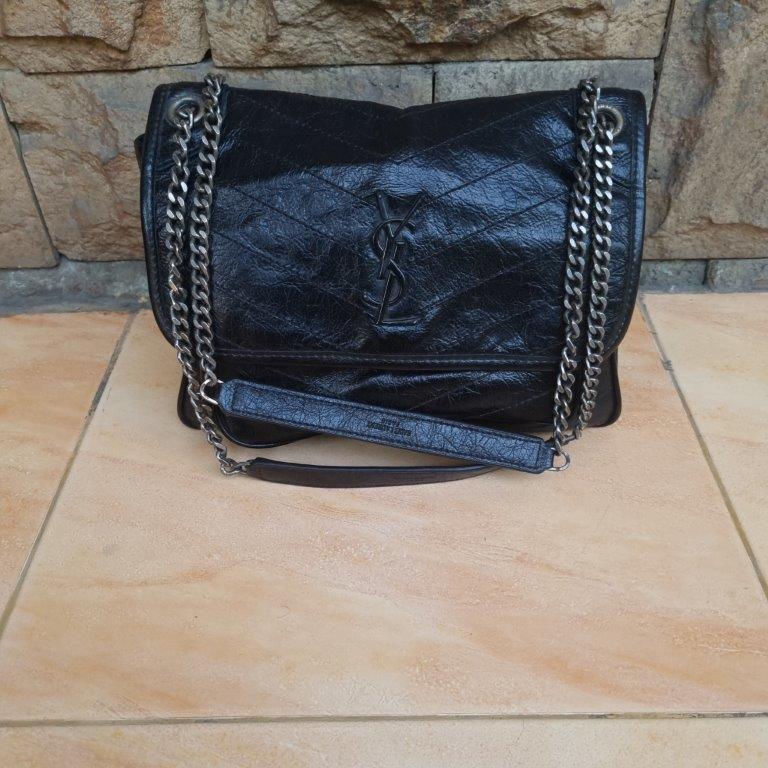 Tas Wanita Selempang SAINT LAURENT Niki medium YSL Warna Hitam