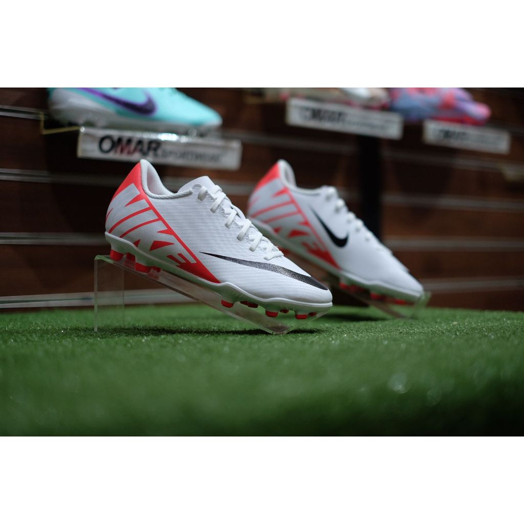 Sepatu Bola Nike JR Mercurial Vapor 15 Club  FG - White