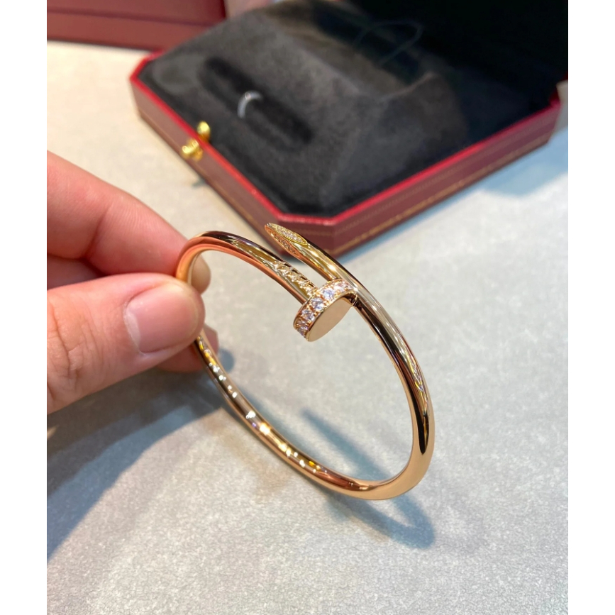 Gelang berlian kepala dan ekor paku C-a-r emas 17K