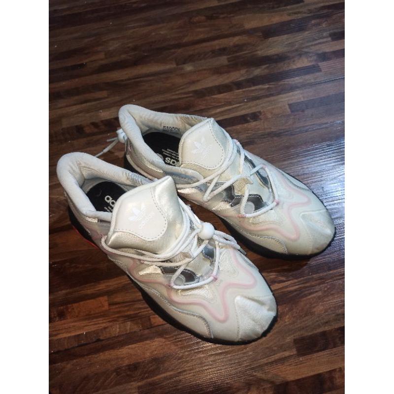 SEPATU ADIDAS PRELOVED