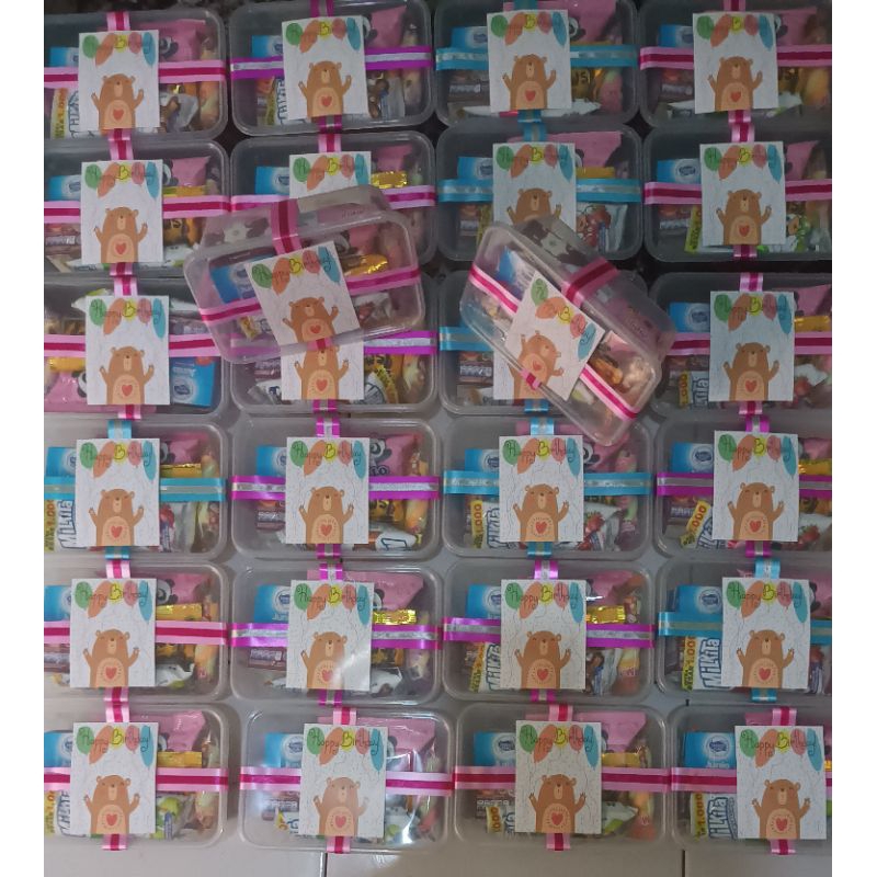 

Souvenir Ultah || Gift Snack Box 01