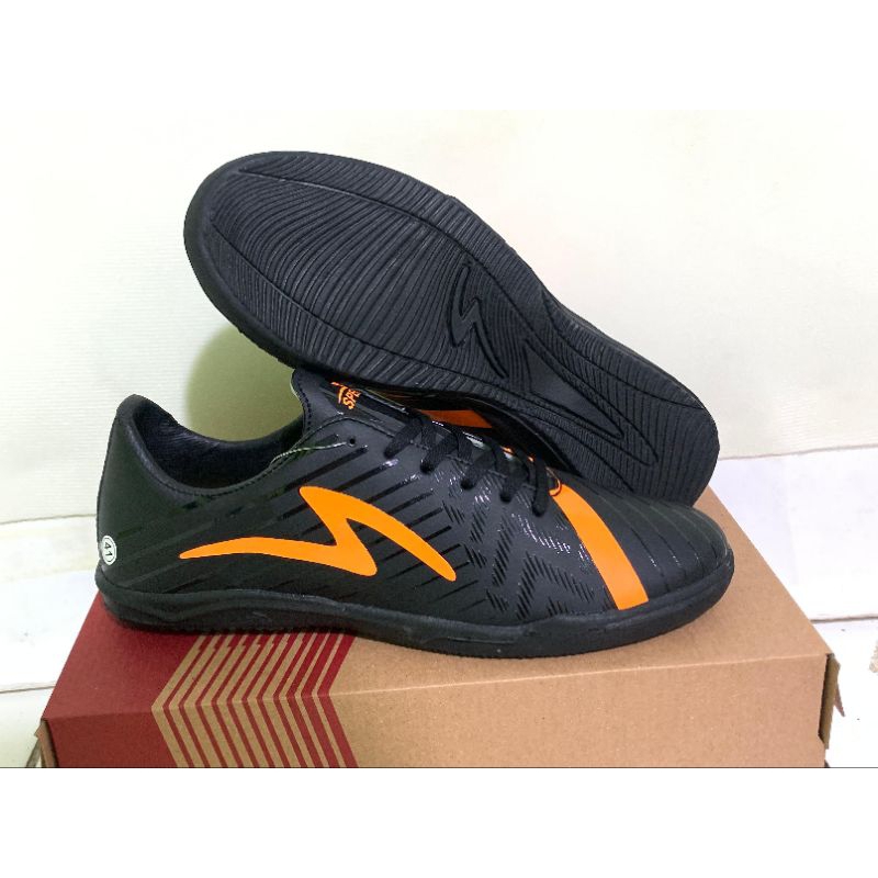 Sepatu futsal SPECS ACCELERATOR SLAZ terbaik termurah