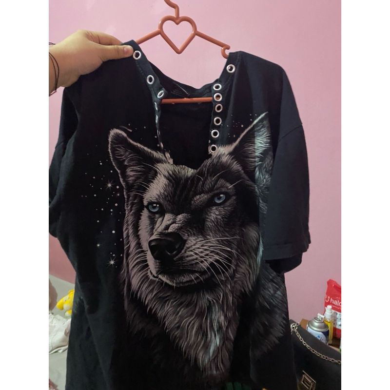 Kaos Hitam oversize Serigala