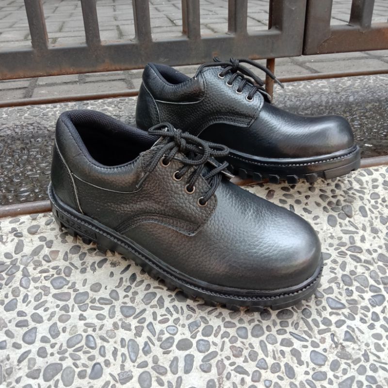 Sepatu Safety Tali Asli Kulit Sepatu Pantofel Pria Kulit Asli