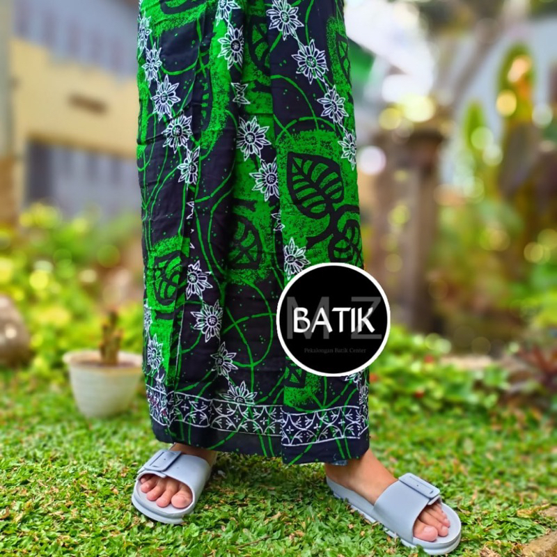 SARUNG WANITA | SARUNG MUZA | SARUNG BATIK GLOYOR GOYOR | SARUNG TUBANAN | SARUNG CEWE CEWEK PEREMPU