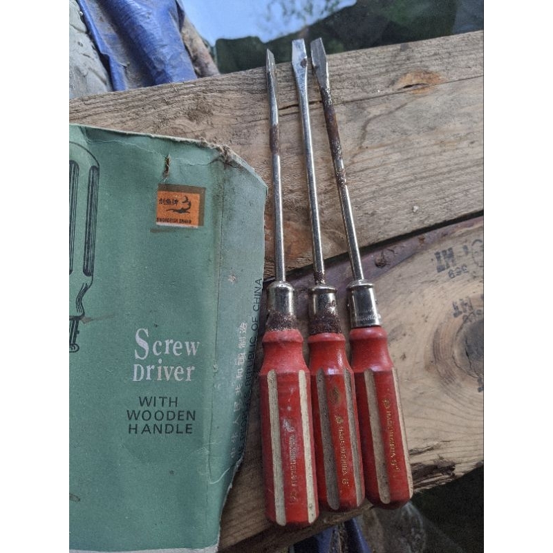 obeng min 6" swordfish brand gagang kayu lawas