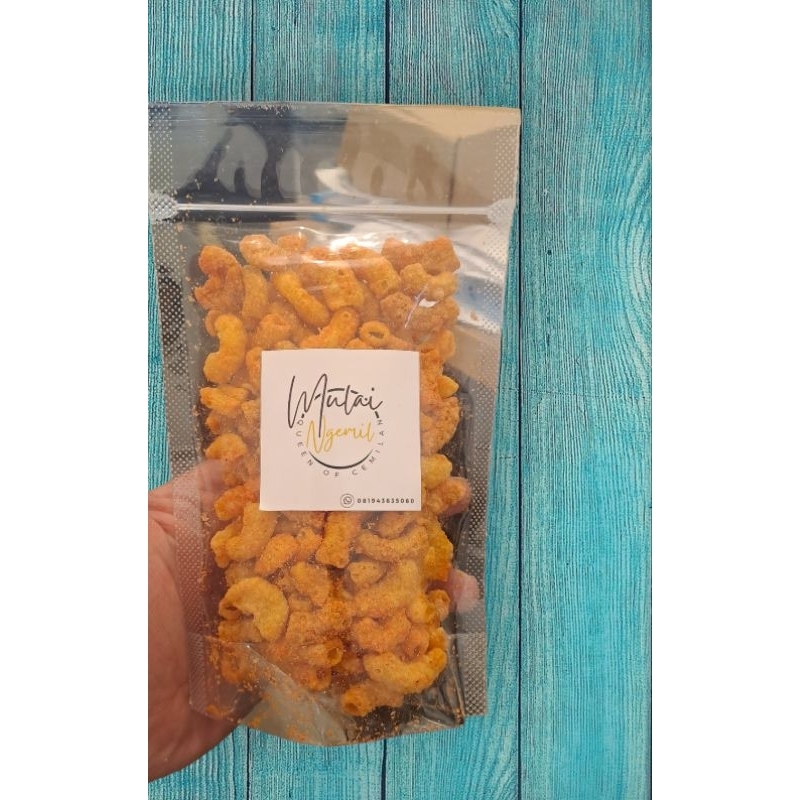 

mulai ngemil - makaroni gurih