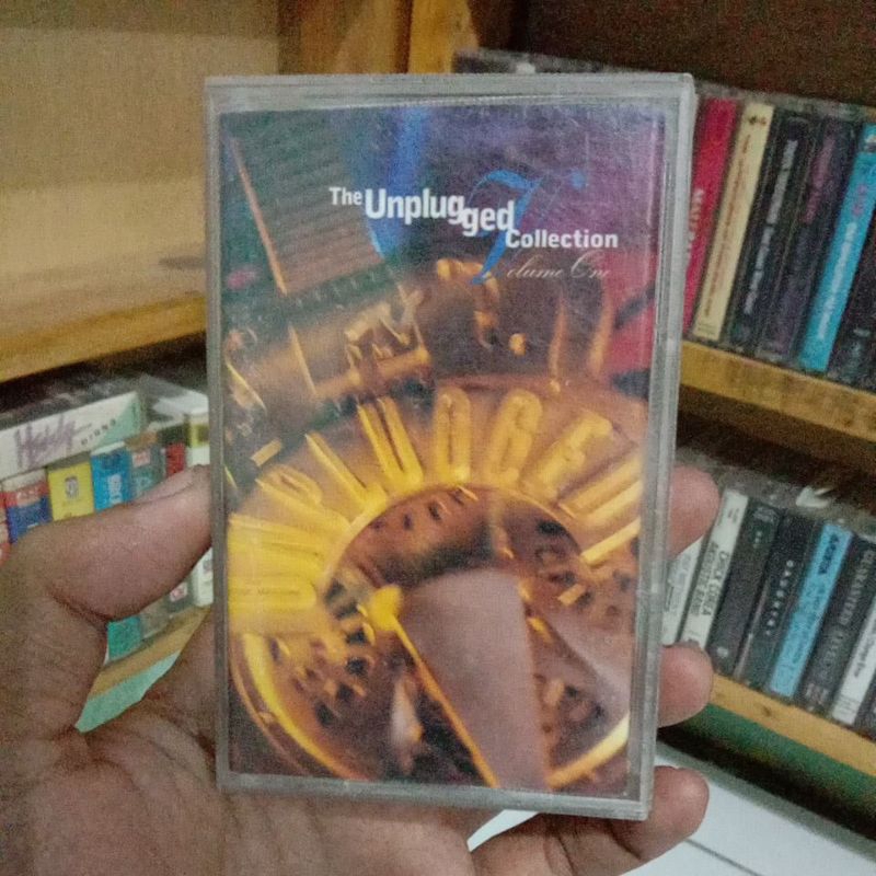 [IMPORT] Kaset Pita The Unplugged Collection (paul maccartney, rem, neil young, soul asylum, dll)
