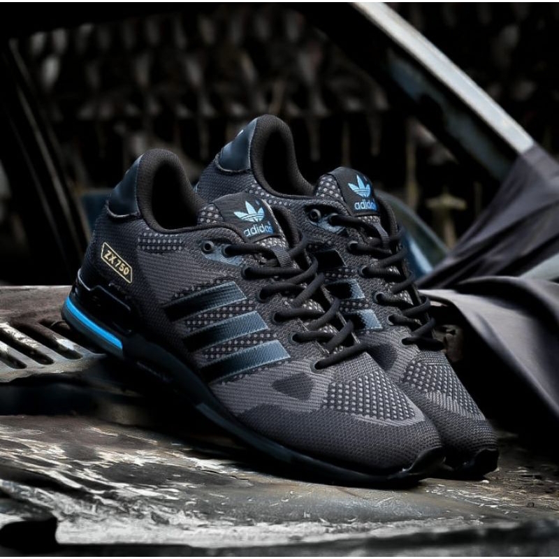 Sepatu Sneakers Pria Adidas Zx 750 Black (100% Original Komponen)