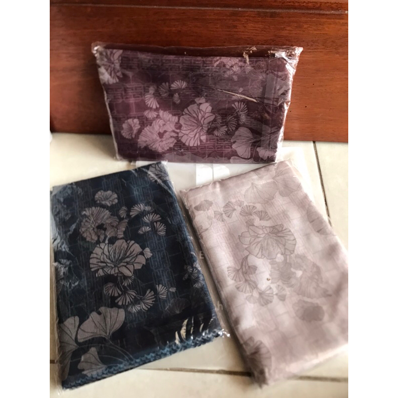 HIJAB MOTIF / HIJAB SCARF HeyLocal.id Local.Id Local Id LUELLA LARGE