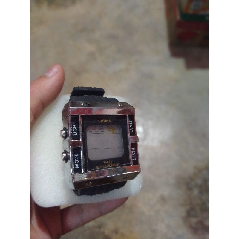 JAM TANGAN PRIA & WANITA ANTI AIR STRAP KARET