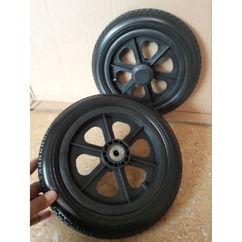 ban mati kursi roda ukuran 12/roda belakang kursi roda ukuran 12