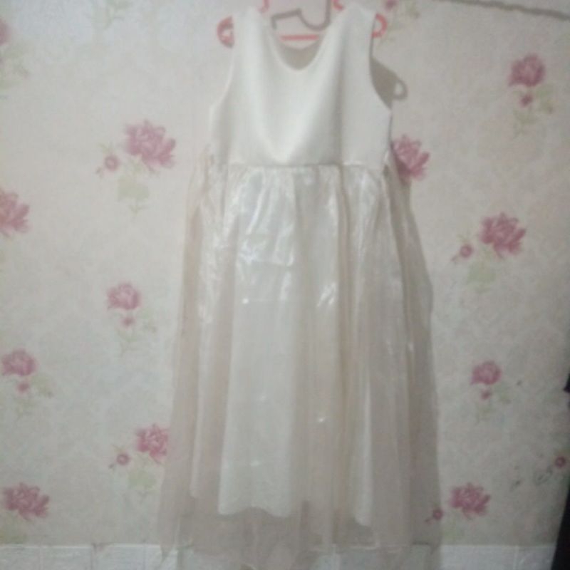 Preloved Dress / gaun pesta anak merk kids dream size 7-8
