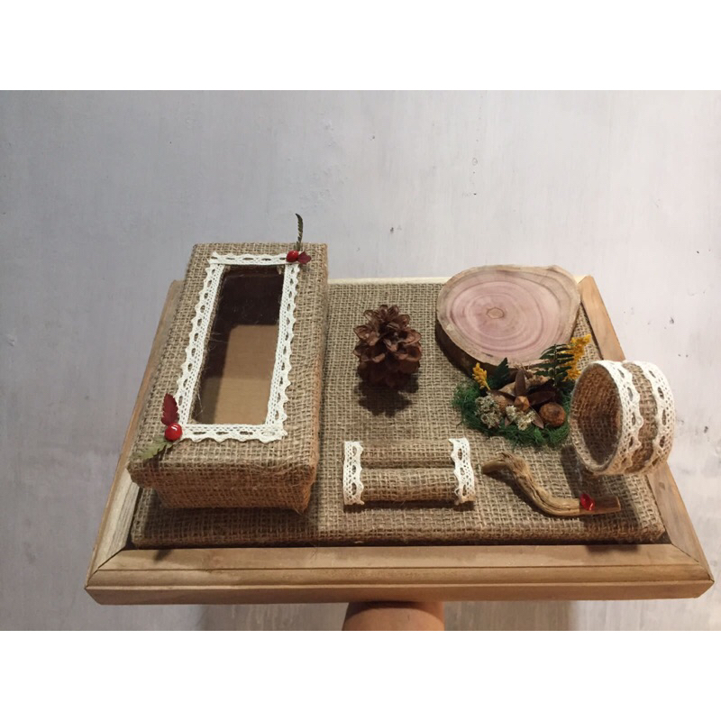 Tempat uang cincin gelang dan emas antam