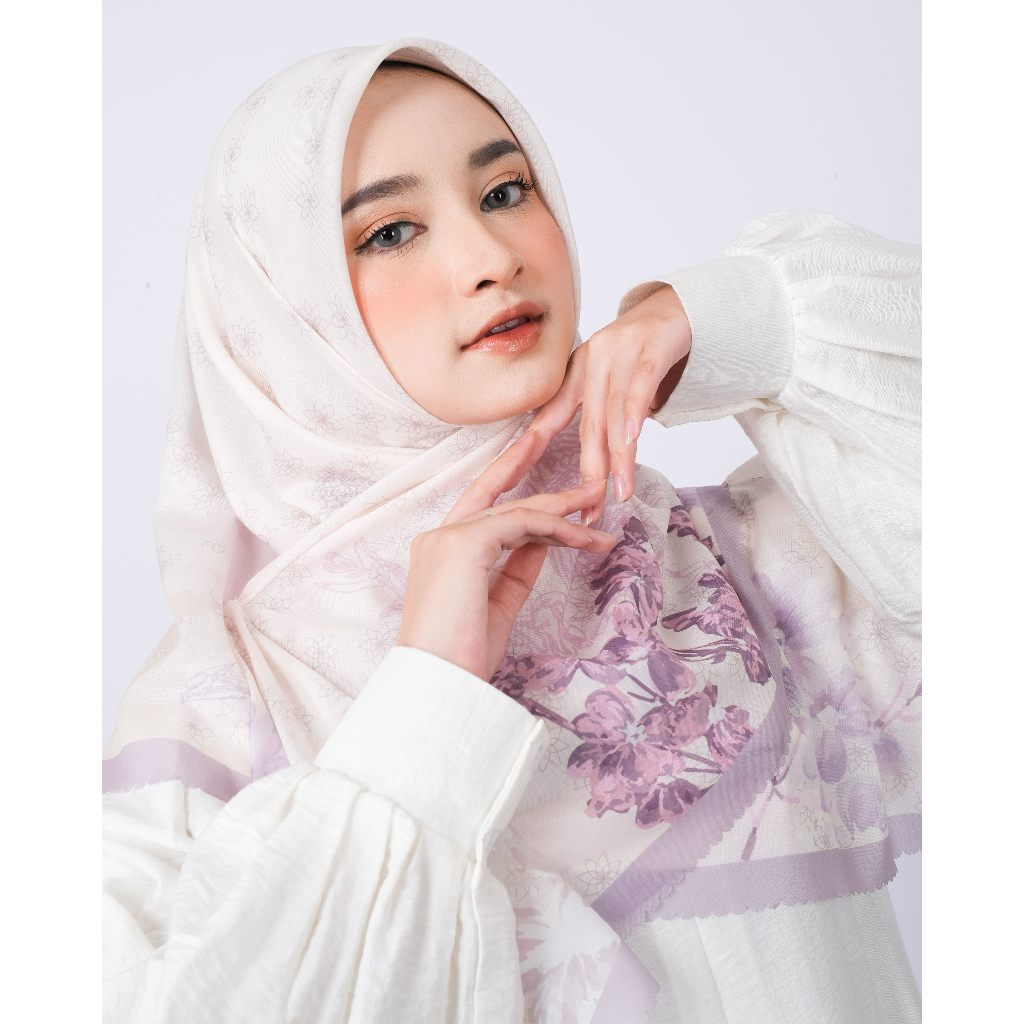 FashHijab Kerudung Jilbab Segi Empat Printing Lasercut Motif Poppy Tryspan Ultrafine Premium Ungu