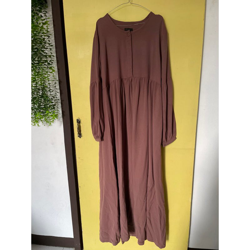 Preloved ditsy size XL yang polos,lainnya L