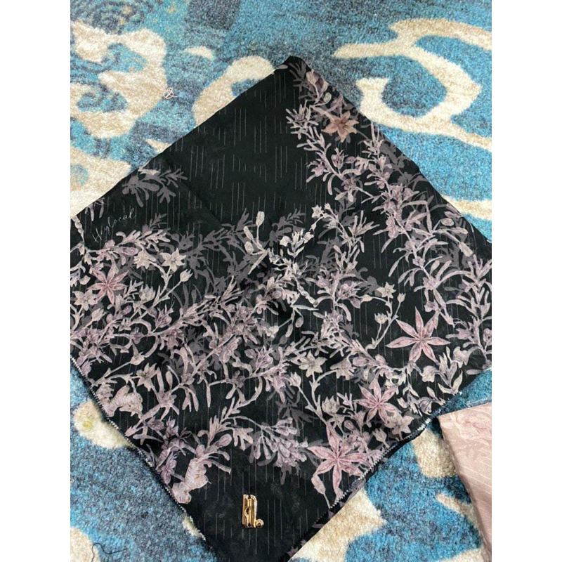 LATHIKA SCARF HEYLOCAL