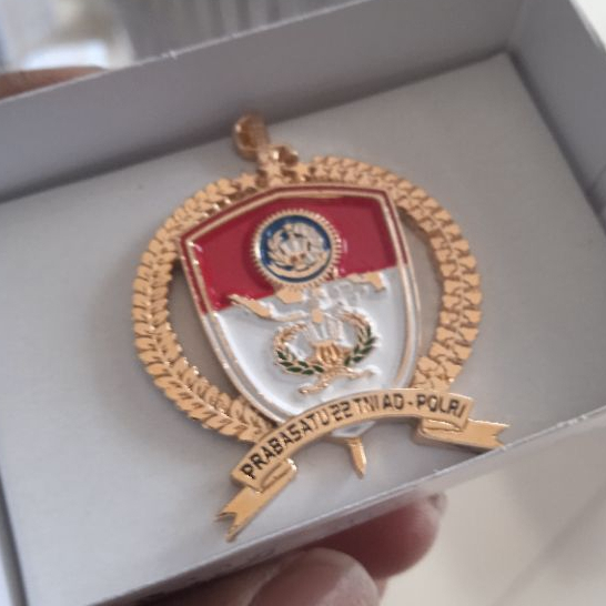 brevet wing pin prabasatu tni polri