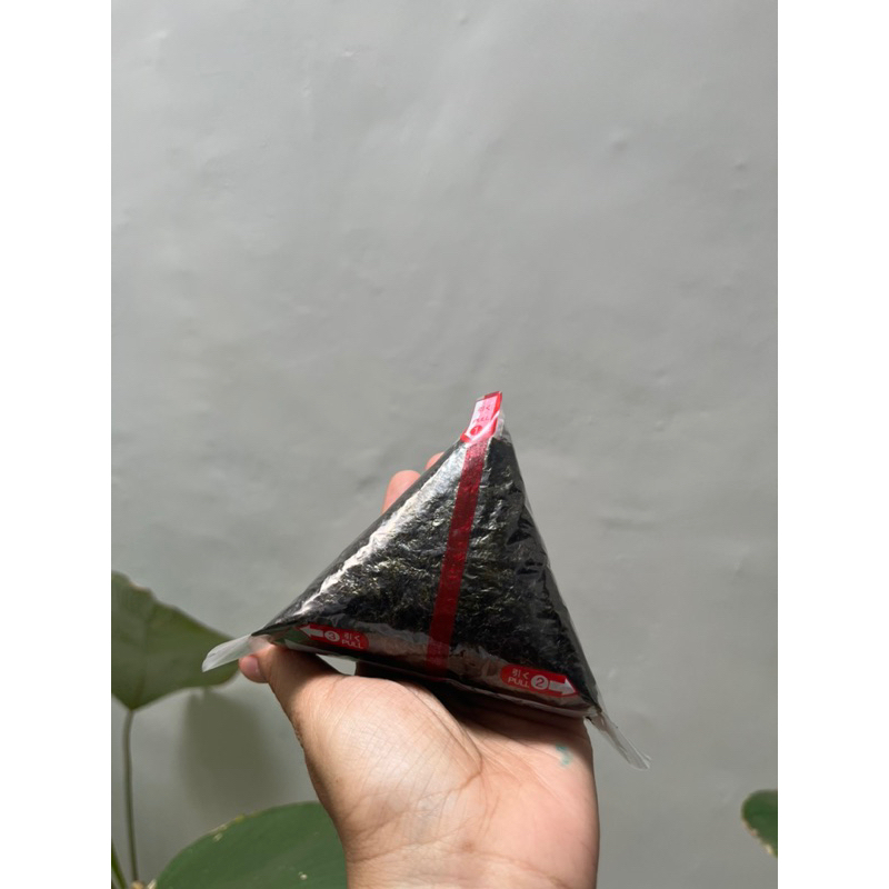 

Ay00! NRumput Laut Grade A Onigiri Isi 100 Lebih Tebal, Wangi Dan Crispy