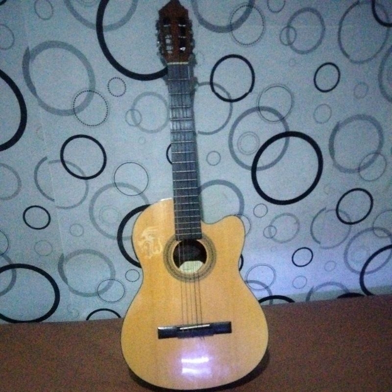 Guitar Lucero LC-100CE/N Acoustic-Electric Cutaway Classical Guitar Natural