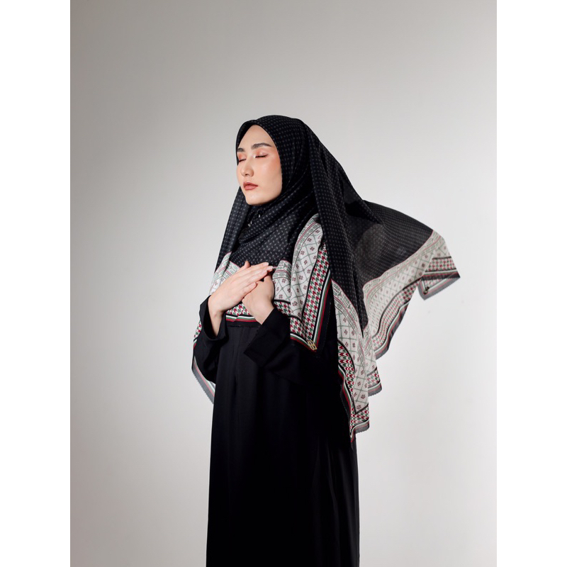 Syahidah scarf by ish iymelsayshijab