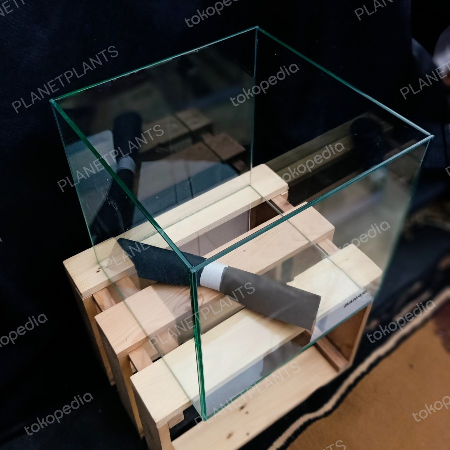 NISSO BAHARI GM CUBE 300 AQUARIUM GLASSMATE AQUASCAPE TANK IKAN FISH