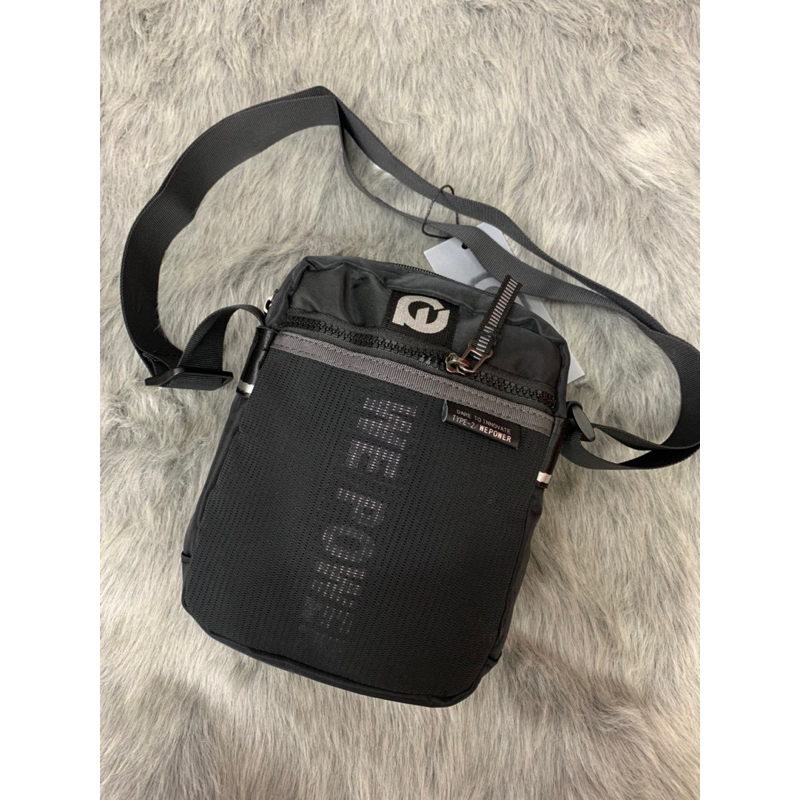 Tas slempang pria We Power 0231
