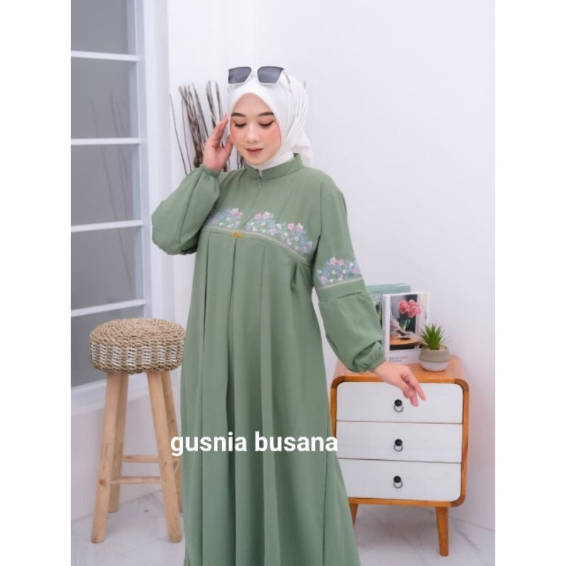 Gamis Polos Bahan Crinkle Airflow Bordir Bunga Cantik Terbaru