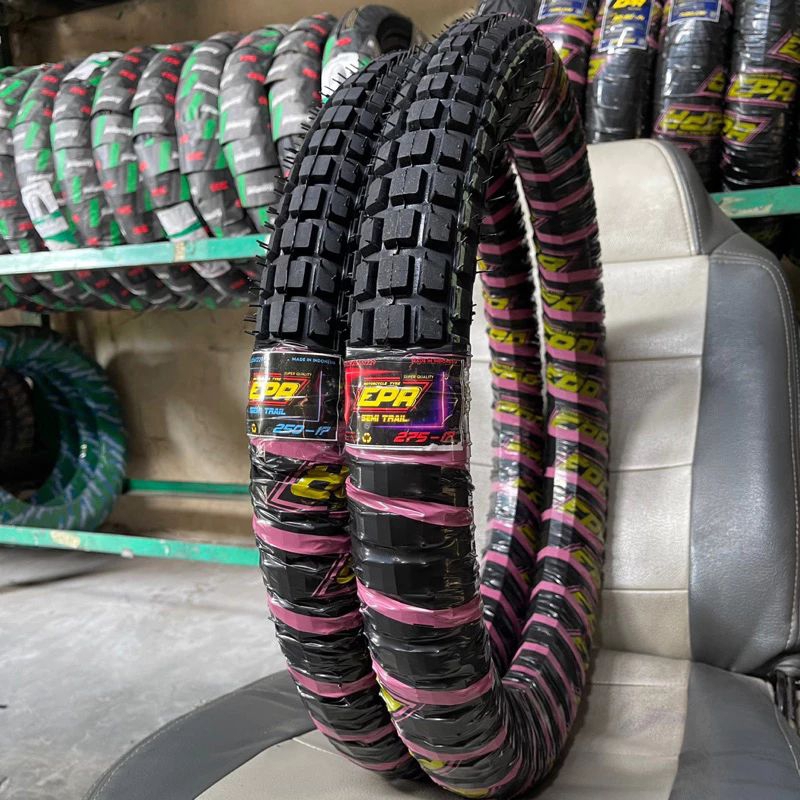 Sepasang Ban Semi Trail Motor Bebek Ukuran 2.50 -17 & 2.75 -17 Non Tubles