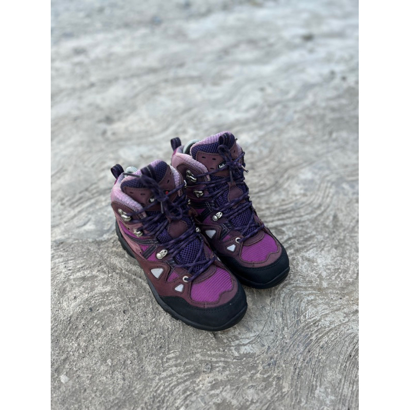 sepatu gunung second original Lafuma