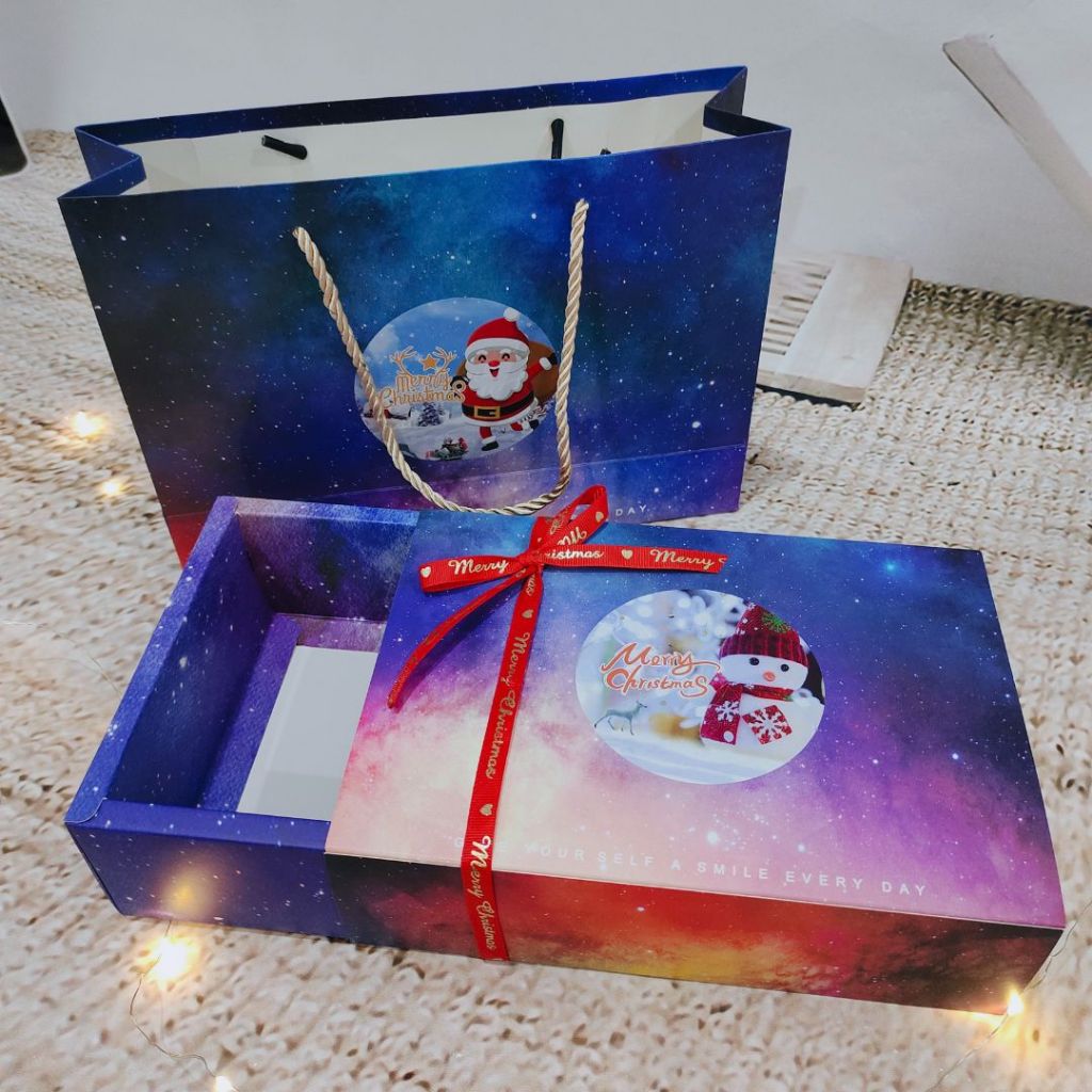 

Giftbox Natal Galaxy Box - Kotak Kado Hampers Giftbox Christmas GB023