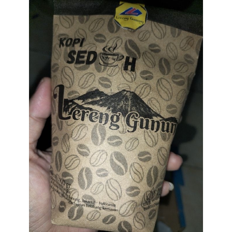 

kopi seduh lereng gunung