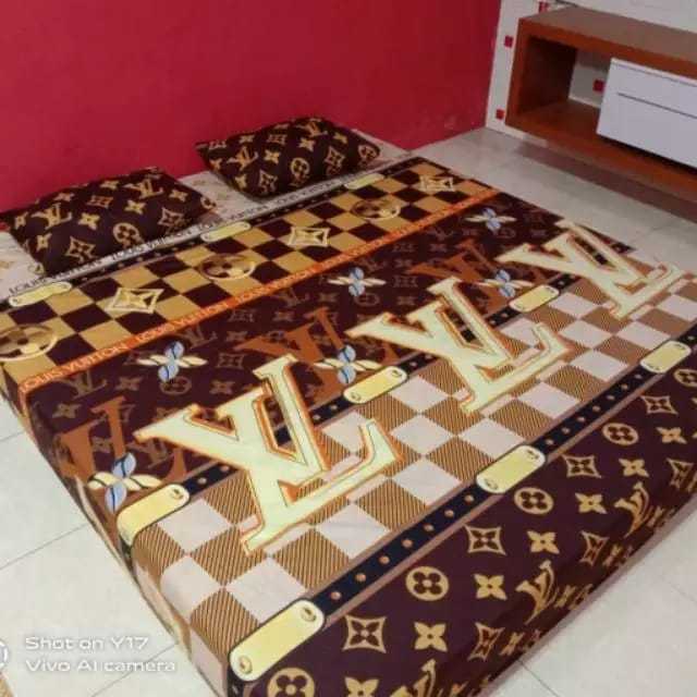 [GSH GRUB]SPREI MURAH MOTIF LV KOTAK 120 160 180 200