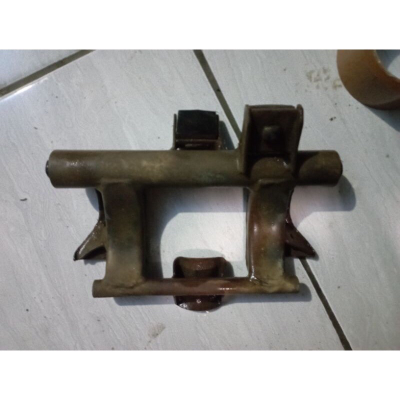 Mounting Swing Arm Beat F1 Beat Esp 2013 sd 2016/Spacy F1/Beat Popo/Vario 110 F1 Stater