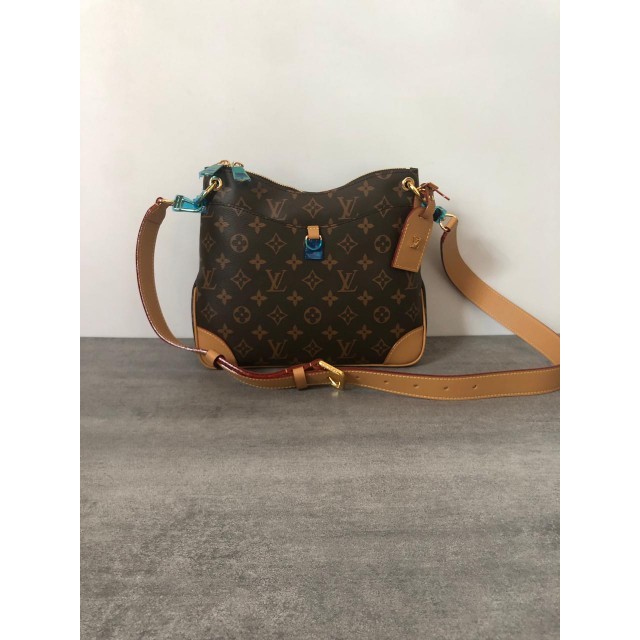 (LV) ODEON PM HOBO SHOULDER BAG