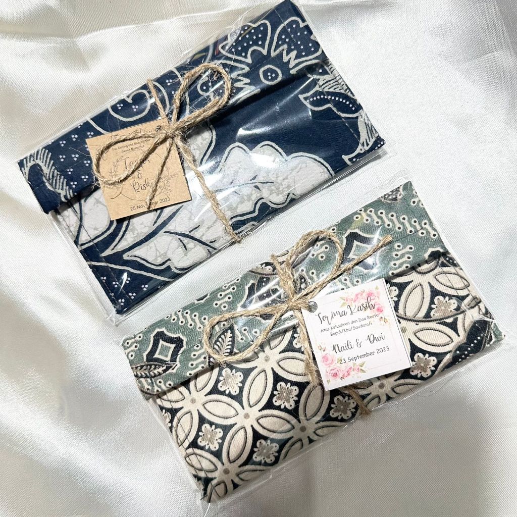 READY SOUVENIR PERNIKAHAN Dompet Lipat Batik Khas Jogja untuk Souvenir Pernikahan DOMPET LIPAT BATIK