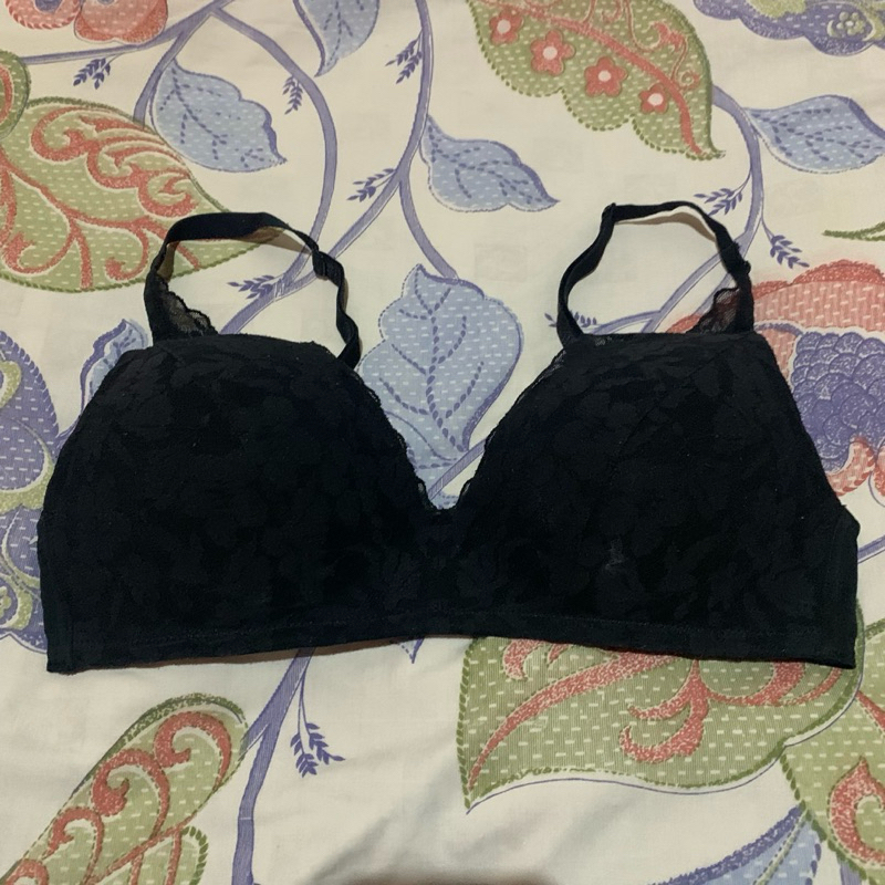 GU UNIQLO wireless bra black hitam brukat
