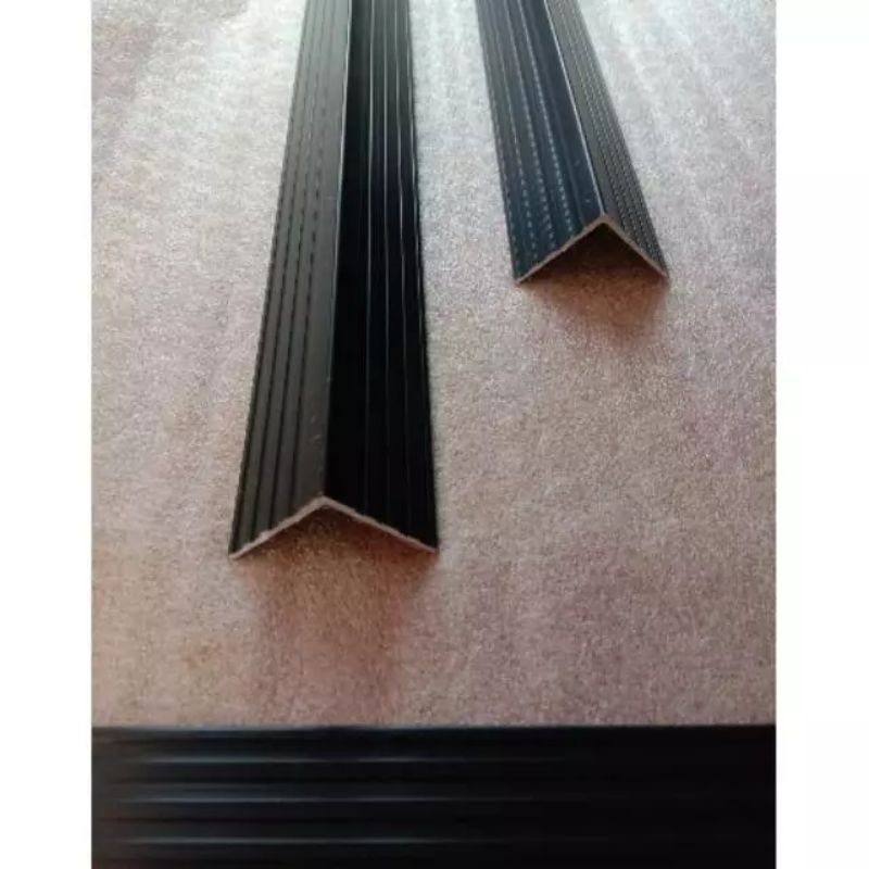 List Alumunium L Hitam