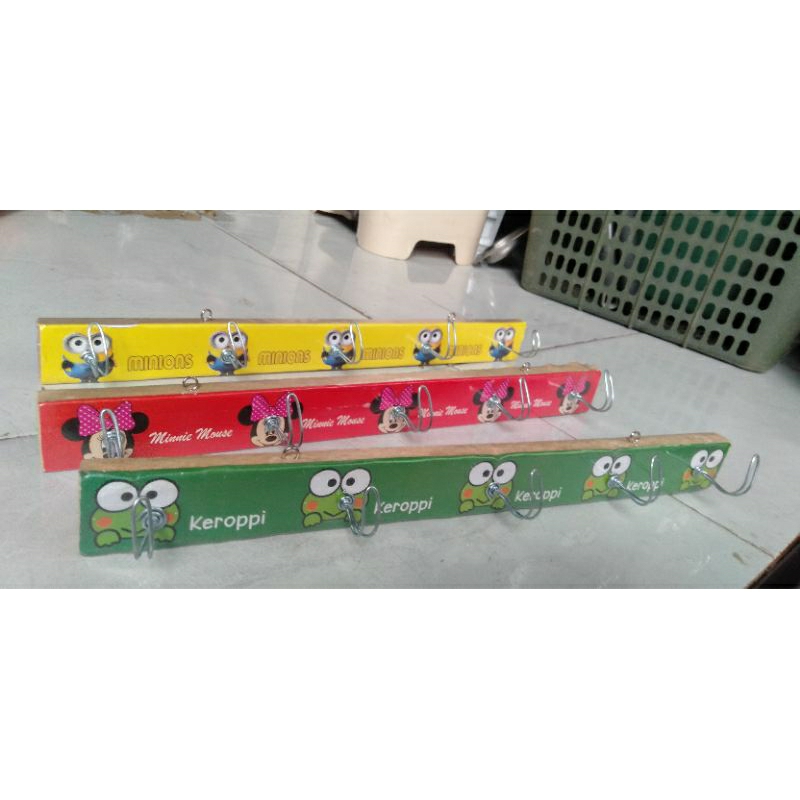 gantungan baju kayu/kapstok kayu/gantungan baju karakter