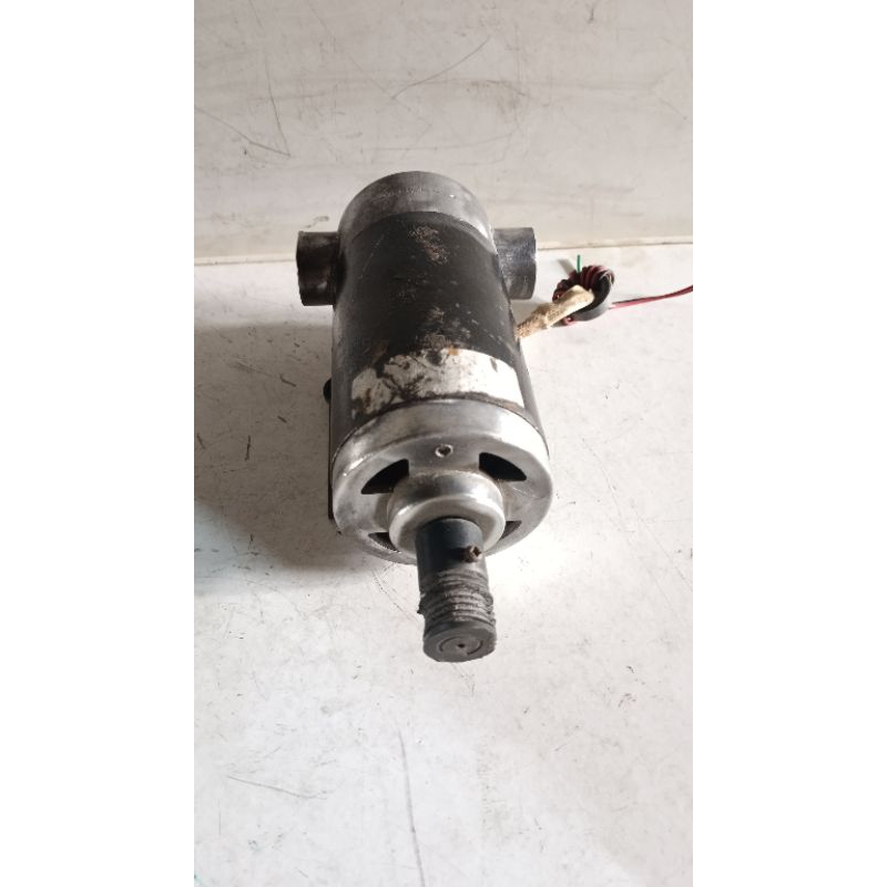 Dinamo DC 220V spendel rpm 3000