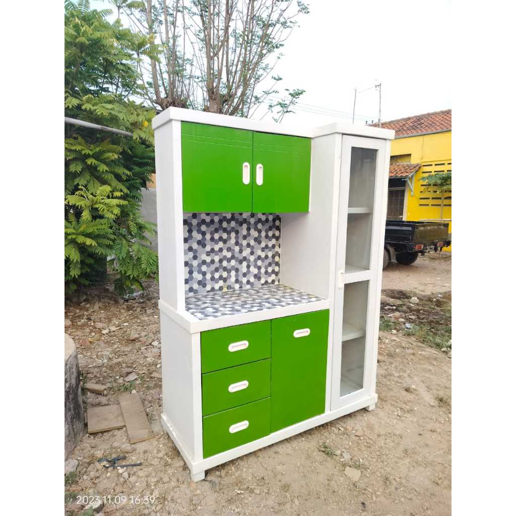 LEMARI SAYUR GENDONG 3 PINTU/LEMARI PIRING MINIMALIS