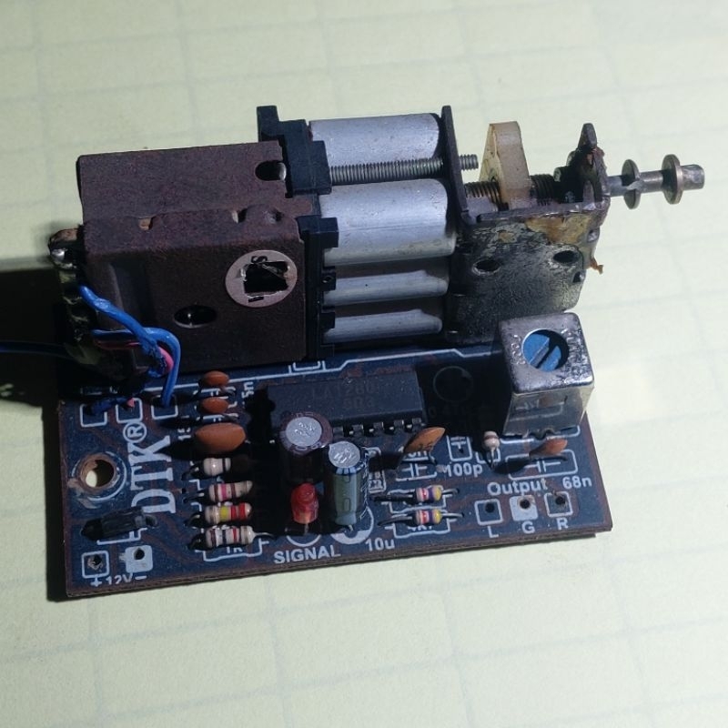 tuner fm mono dan setereo bekas masih normal peka