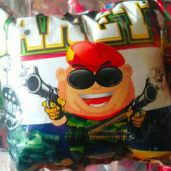 

BRNR4409 XG34448 Chiki berhadiah Baret isi 10