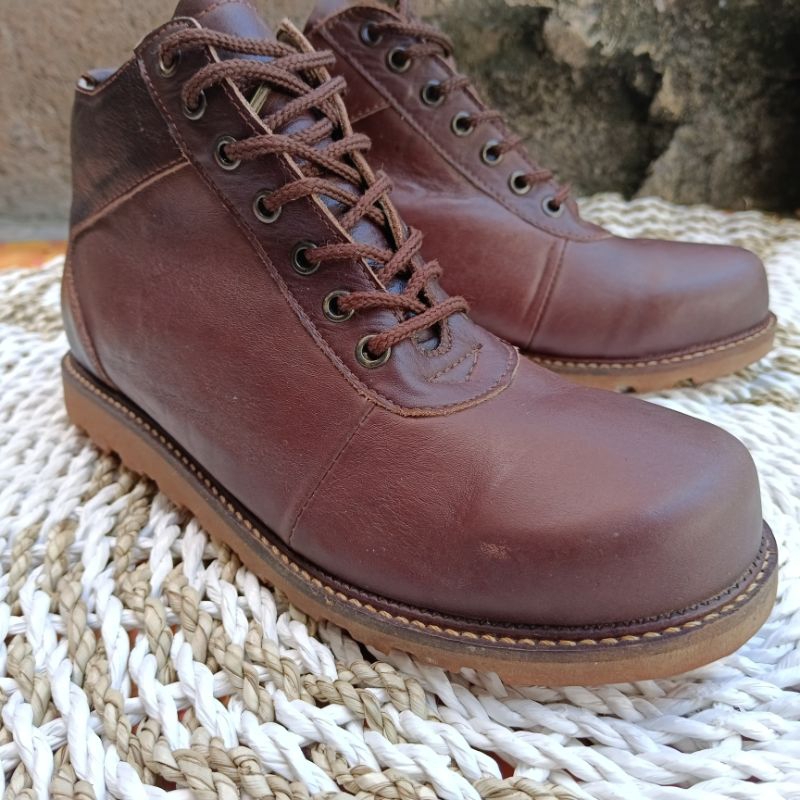 OBRAL Sepatu boots pria kulit sapi sepatu kulit magetan premium SALE