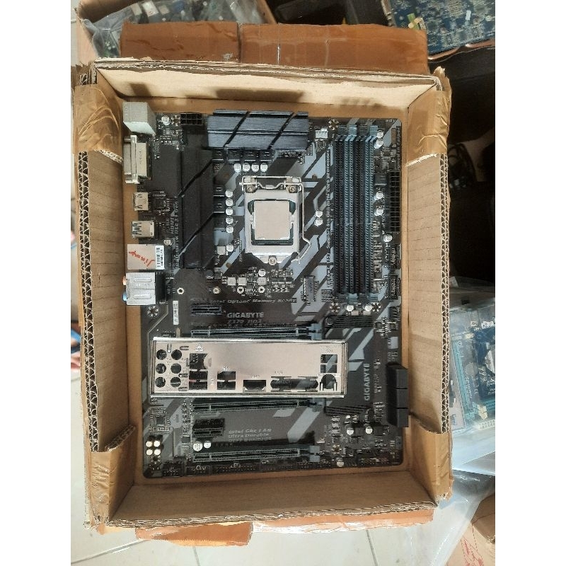 Motherboard Gigabytr H370 Hd3 Ddr 4 Plus Prosesor Core I5 8400