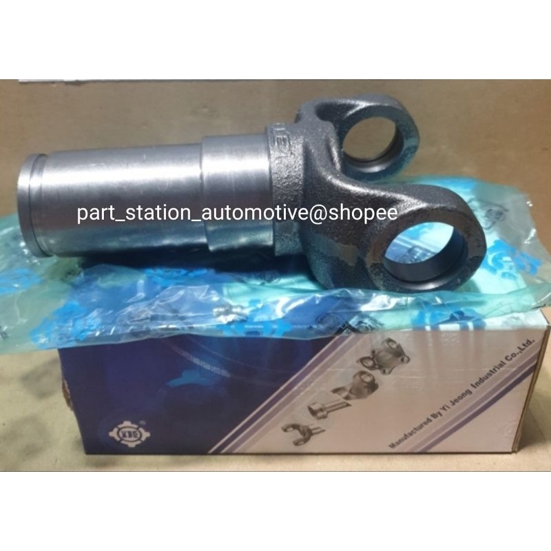 YOKE SLEEVE MITSUBISHI CANTER PS125 TOP MB293010